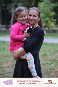 Intalnire la primul bebe - mama cu copil in brate