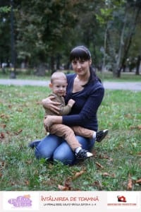 Intalnire la primul bebe - mama cu copil