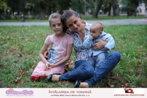 Intalnire la primul bebe - mama cu copii